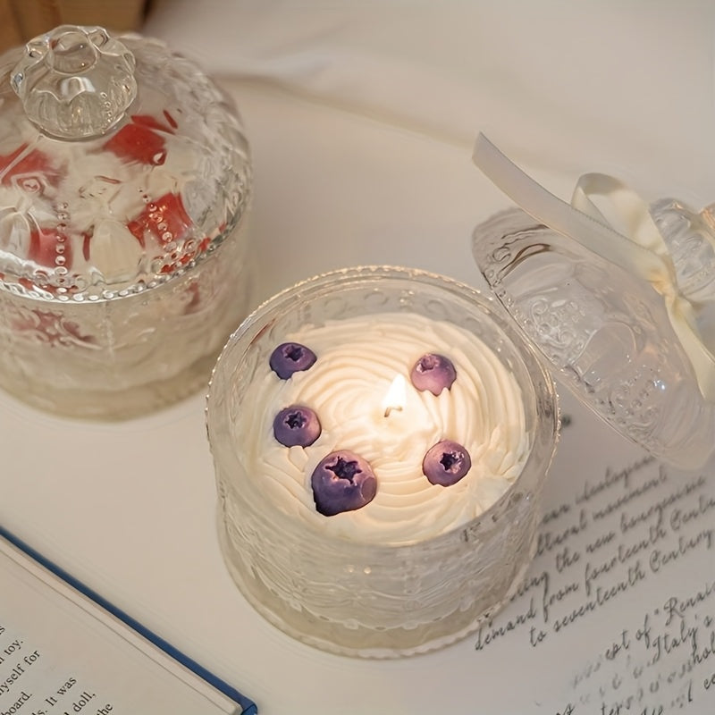 1pc of 5.5Oz Scented Candles Shaped Like Strawberries And Blueberries with a Pleasant Fragrance. A Perfect Gift for a Girlfriend'S Birthday, Ideal for Niche Bedroom Decor, Home Decoration, And Christmas Presents