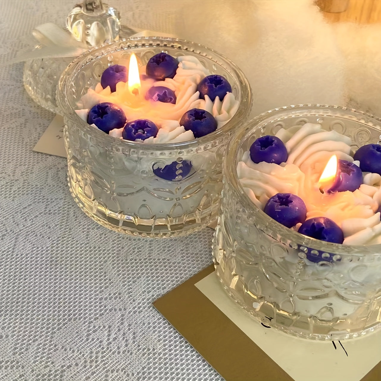 1pc of 5.5Oz Scented Candles Shaped Like Strawberries And Blueberries with a Pleasant Fragrance. A Perfect Gift for a Girlfriend'S Birthday, Ideal for Niche Bedroom Decor, Home Decoration, And Christmas Presents